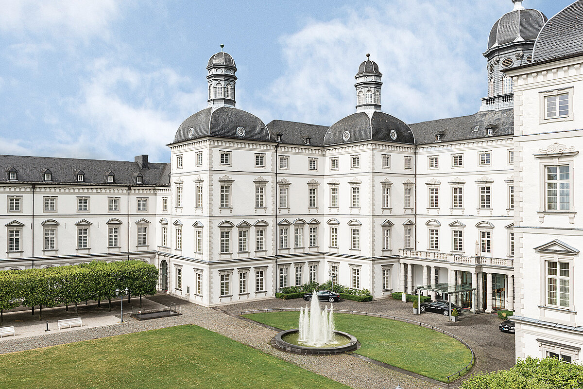 Althoff Grandhotel Schloss Bensberg Außenansicht 2
