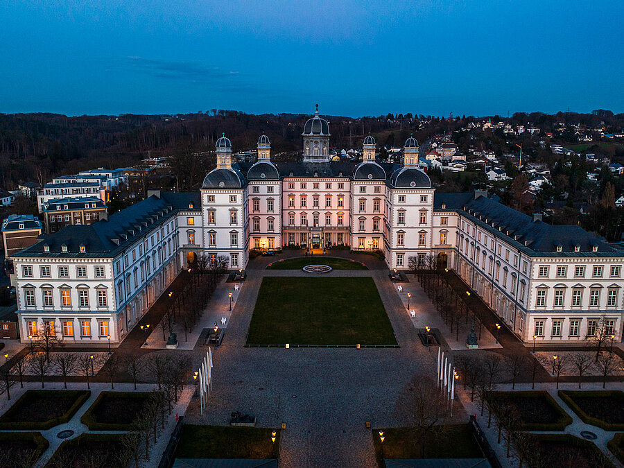 Althoff Grandhotel Schloss Bensberg Außenansicht aus der Luft