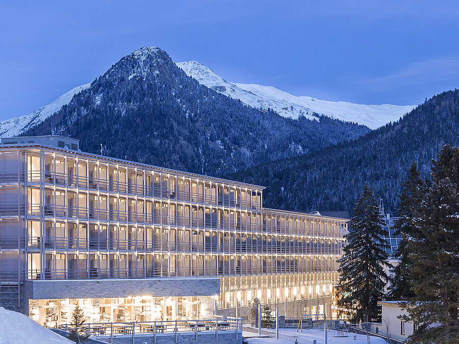 Davos Swiss Mountain Resort Außenansicht