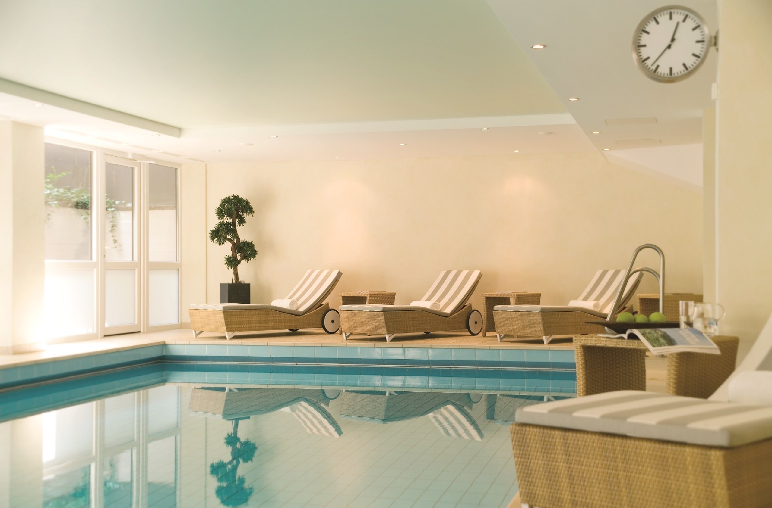 Althoff Hotel Fürstenhof Celle SPA und Wellness Pool Schwimmbad Massagen